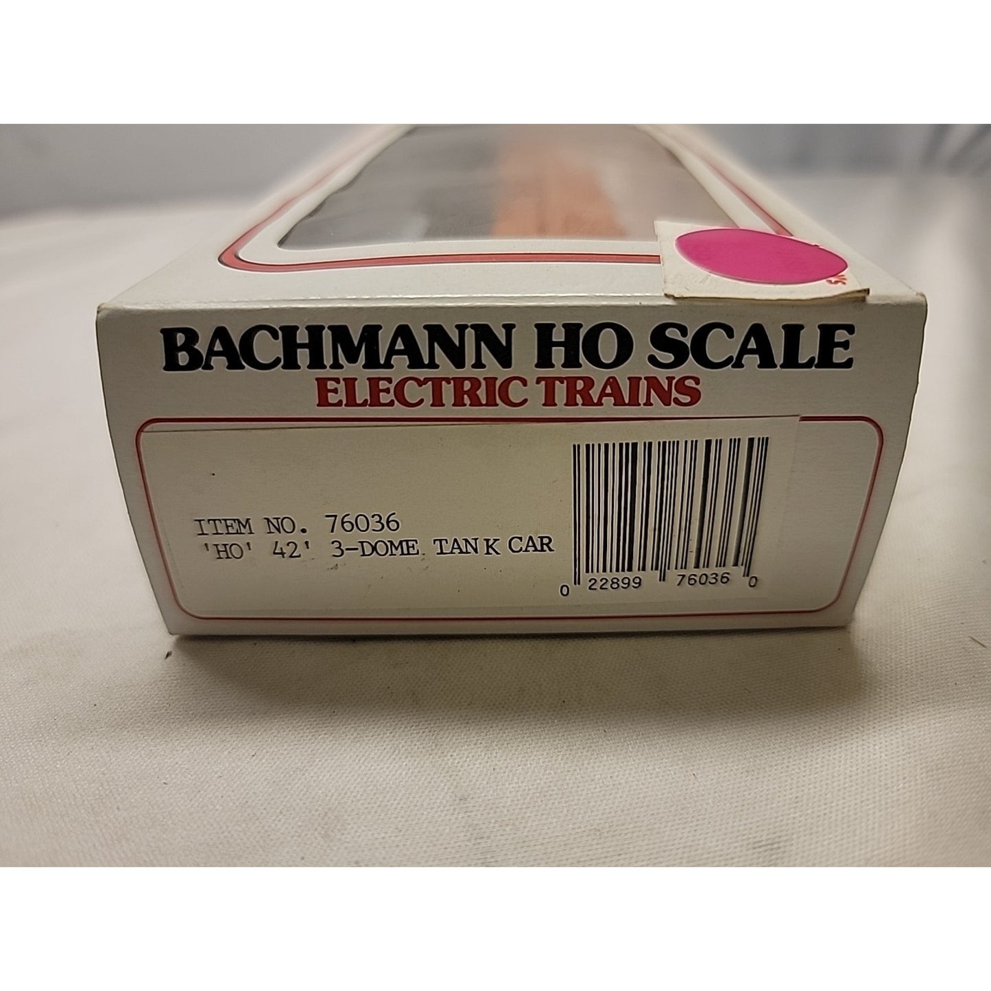 HO Trains Bachmann Quad Hopper Shell Oil Tanker