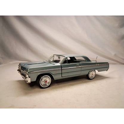 1964 Chevrolet Impala - Blue Diecast 1:24 Scale Model Car