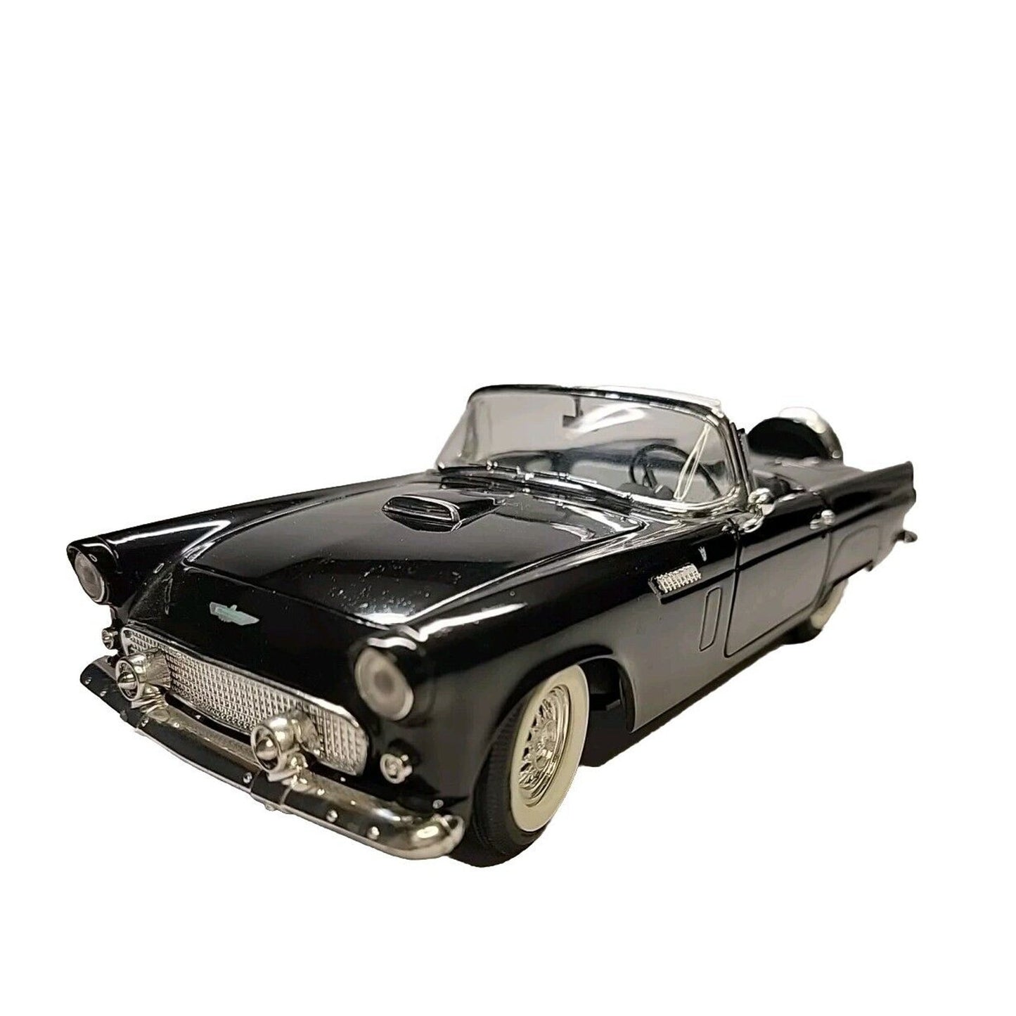 1956 Ford Thunderbird 1:18 Scale Diecast