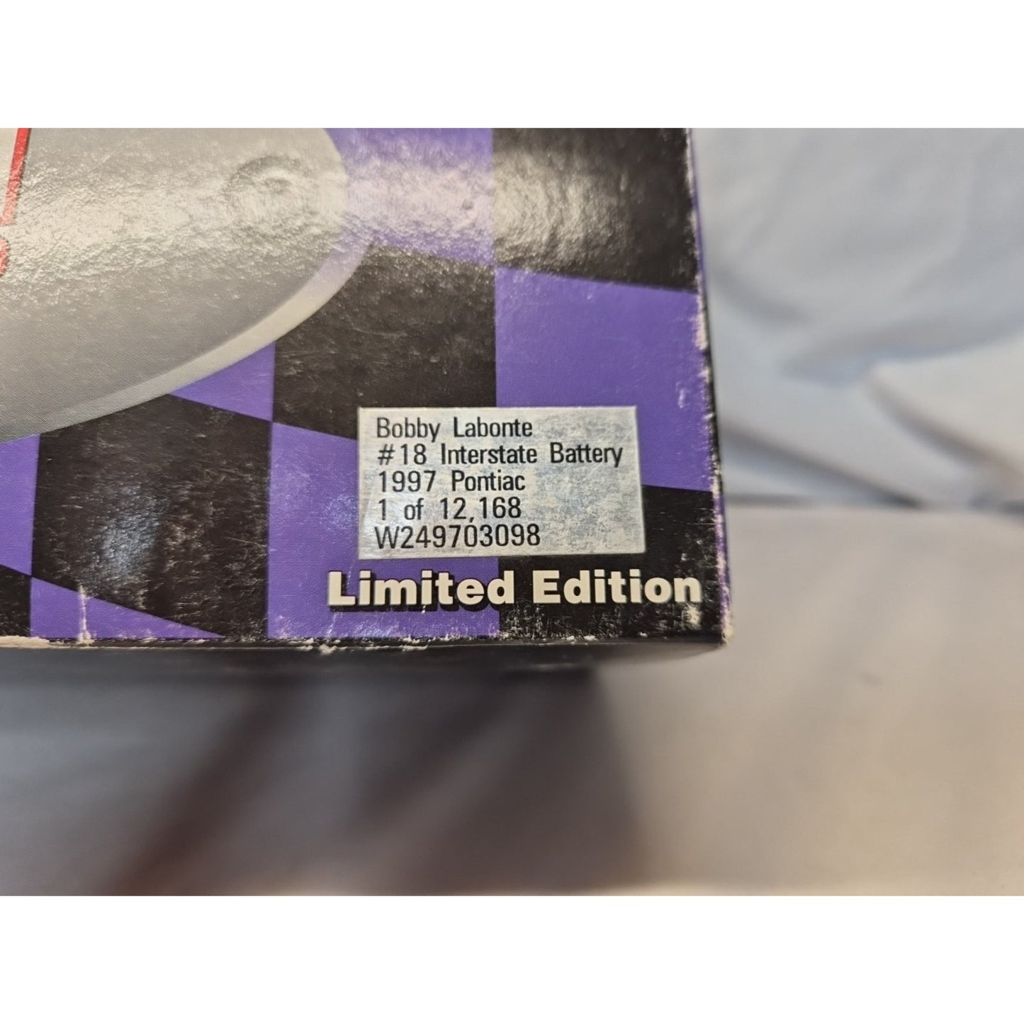 Action 1/24 Diecast #18 Bobby Labonte Interstate Batteries 1998 Pontiac