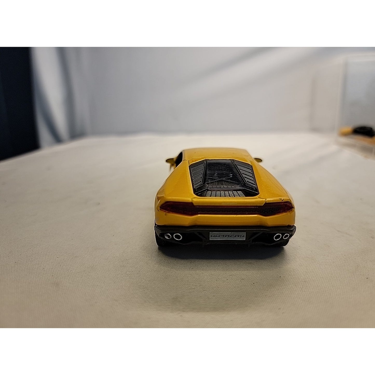 JFL Enterprises 5" Diecast Pull Back Lamborghini Huracan LP 610-4 Yellow