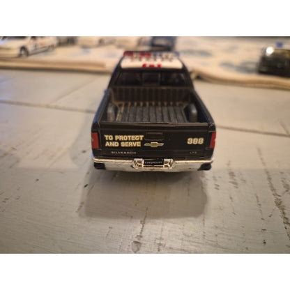 2014 Chevrolet Silverado Police KINSMART Diecast 1:46 Black/White Loose