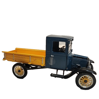 Signature Model 1923 Ford Model TT Pick-up - Black/Yellow