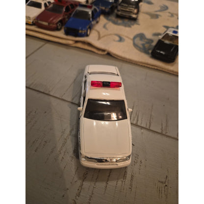 1997 Road Champs O.P.P. Canada Police Ford Crown Vic 1:43 Diecast Loose No Box