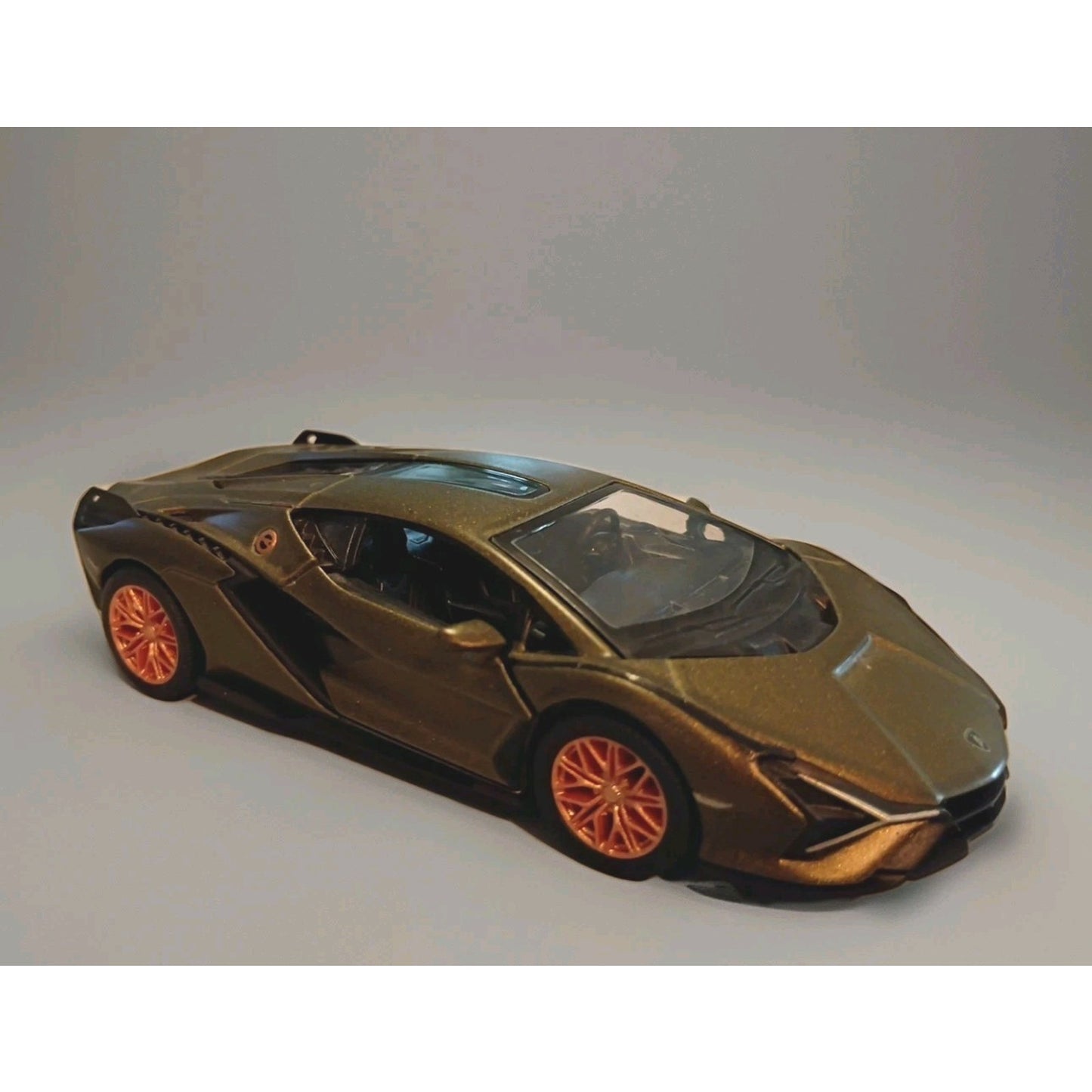 1:40 Kinsmart Lamborghini Sian FKP 37 Green