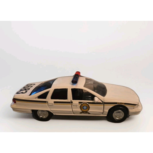 Road Champs - Quebec Police - Chevy Caprice - 1:43 - Loose