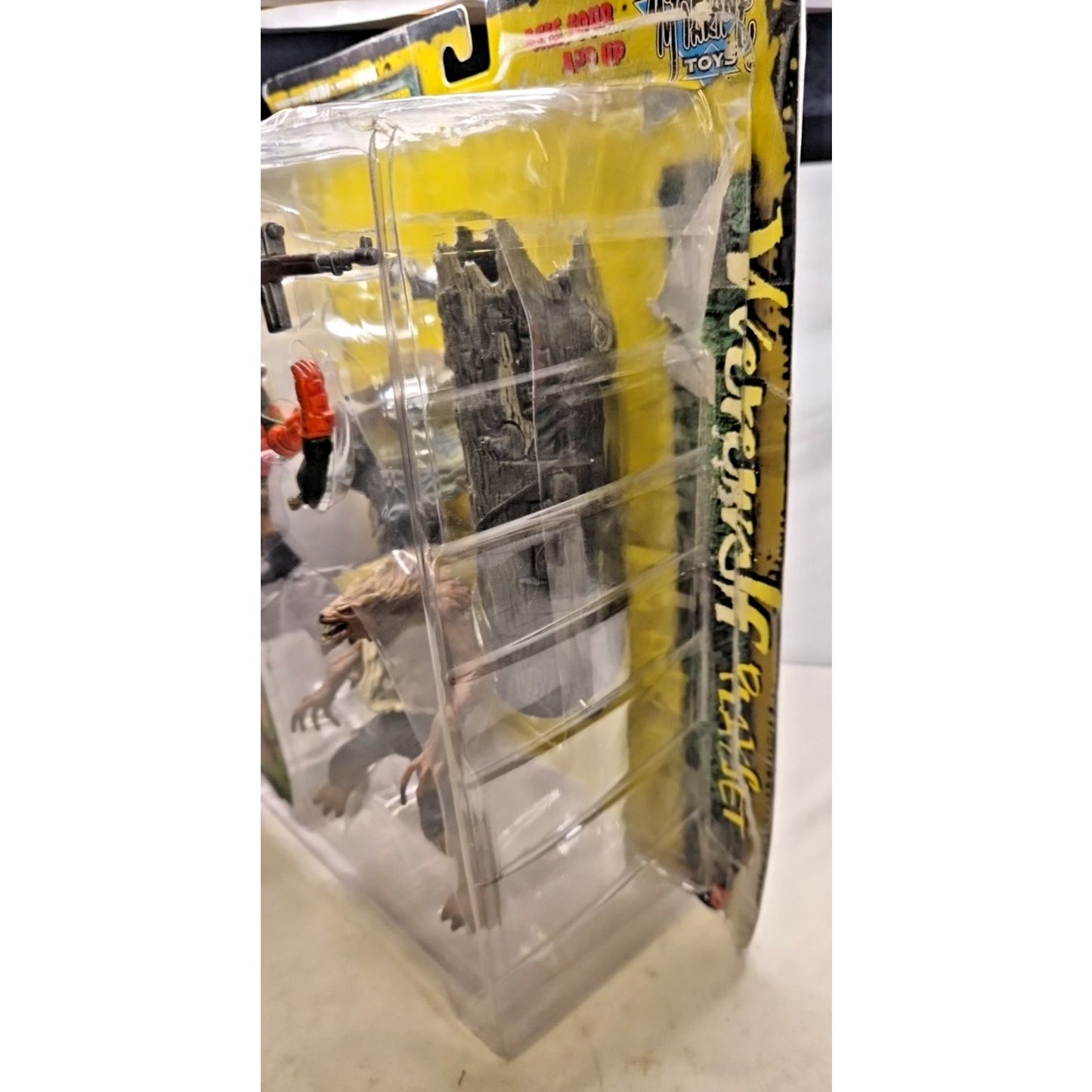 McFarlane Toys Monsters Series 1 Werewolf Playset 1997 New ( Read Description )