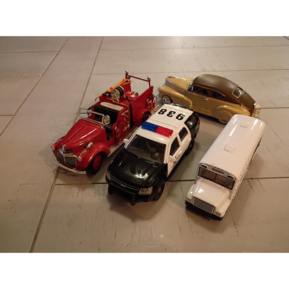 Tomahawk Diecast Starter 4 Pack Various Vehicles Police, Fire, Sheriff, Fleetlne