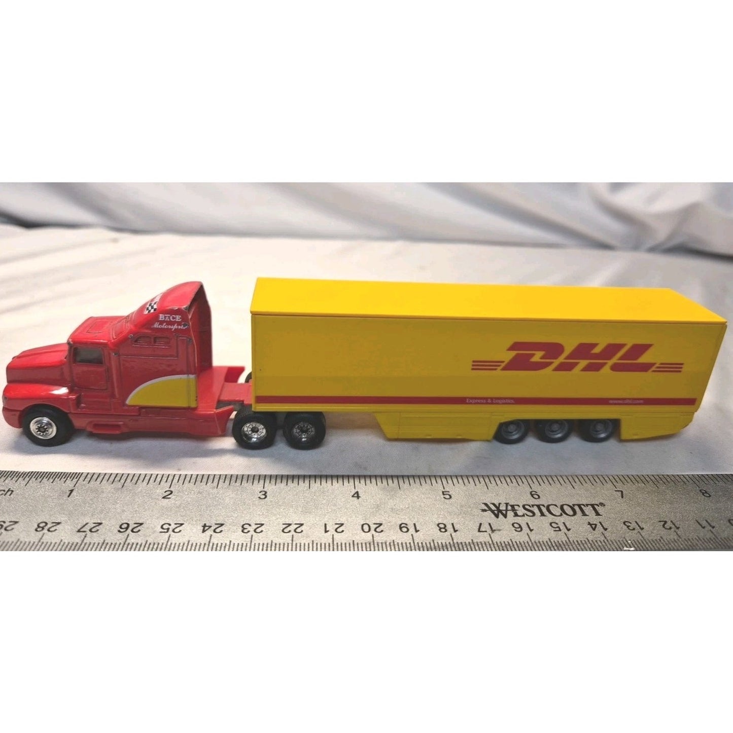 1995 Matchbox Super Star Transporter Series II DHL Trailer Kenworth