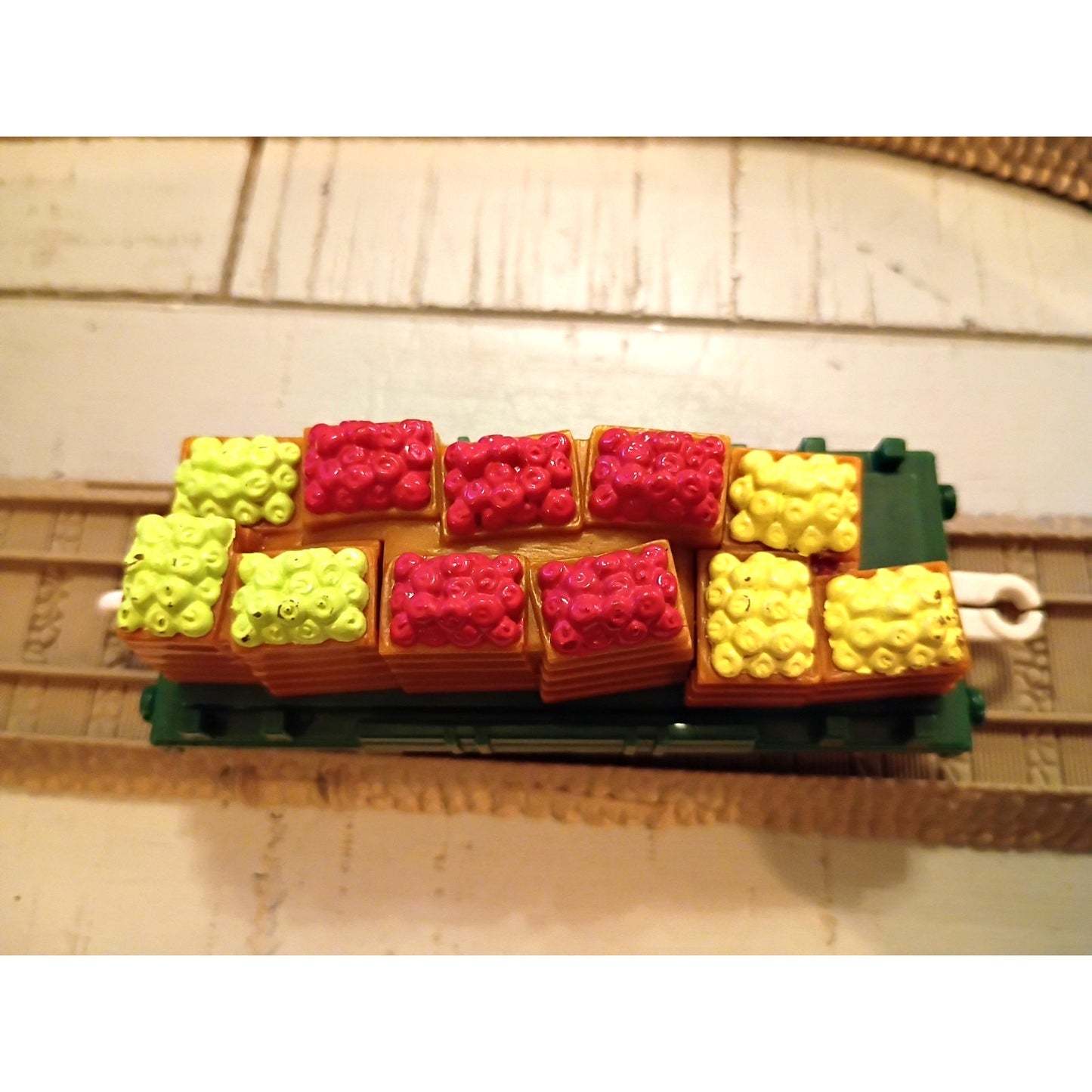 Thomas The Tank Engine Fruit Train Apple Cargo Car Trackmaster Green