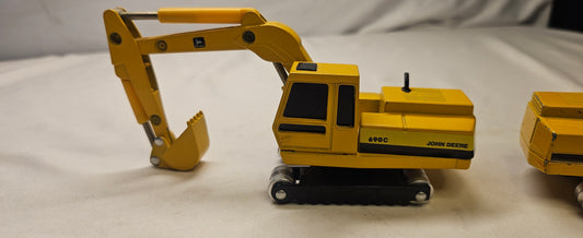 Ertl 690c john deere